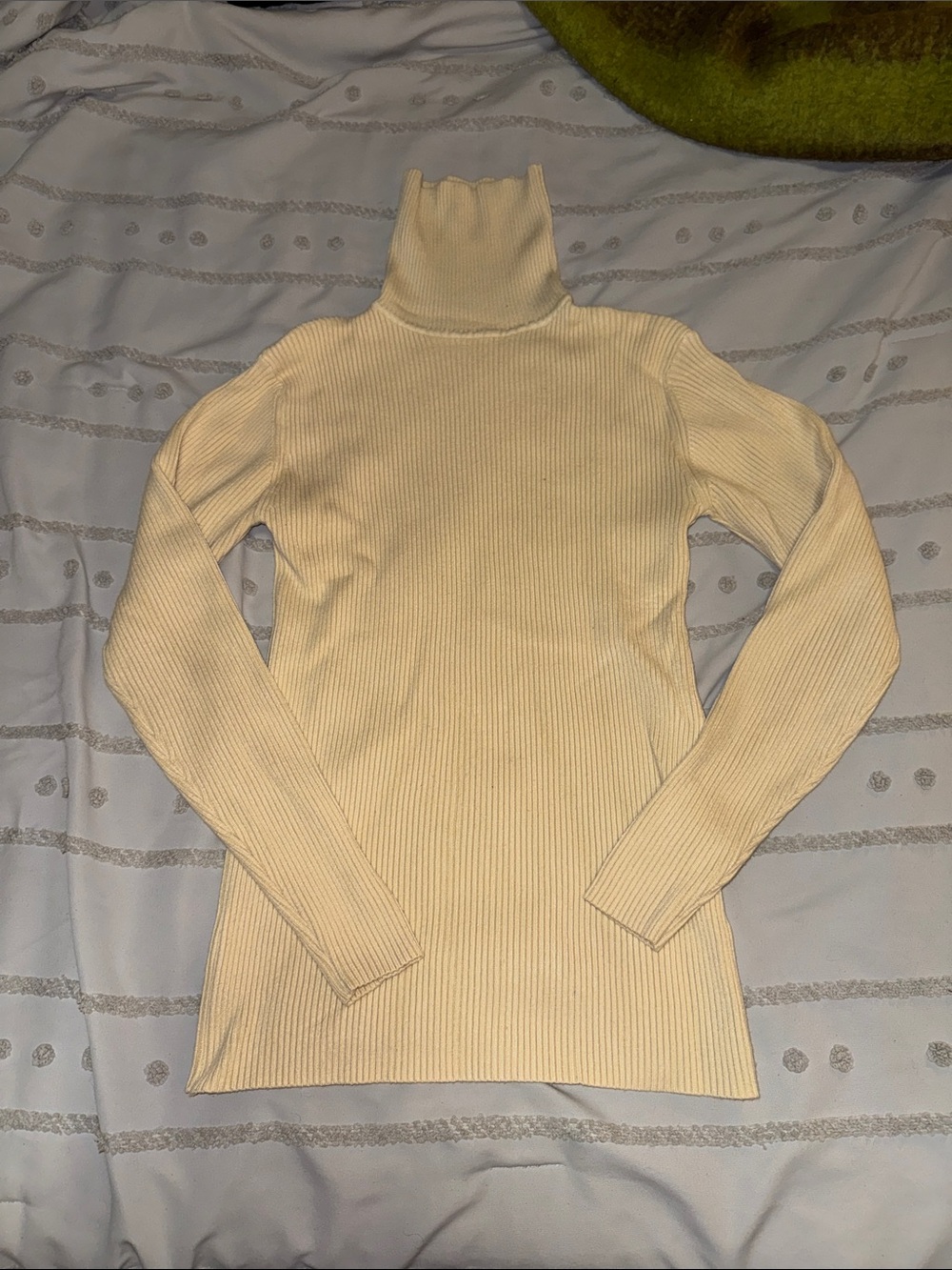 Men's Cream Ribbed Turtleneck Sweater